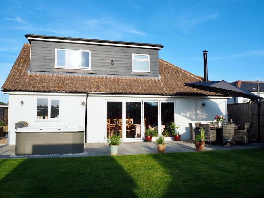 The Sails Villa East Wittering Eksteriør bilde